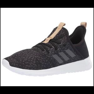 Adidas Cloudfoam Women’s running shoes size 8
